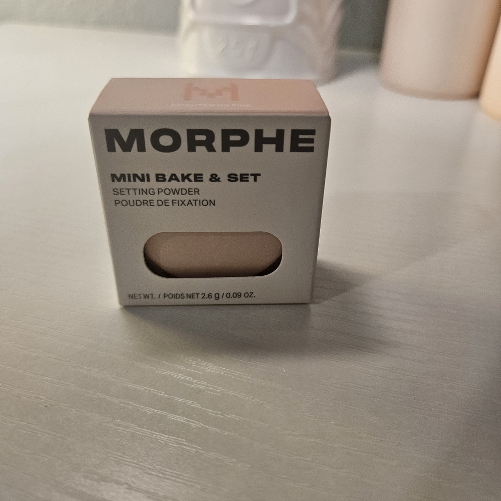 Morphe Bake & Set Setting Powder - Picture 2 of 6